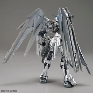 MG 1/100 FREEDOM GUNDAM 2.0 SILVER COATING 16